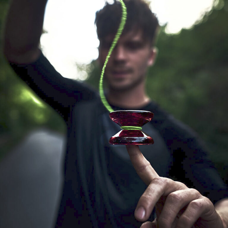 YoyoFactory Yoyo Arrow - Starter Yoyo for Fingerspin Tricks