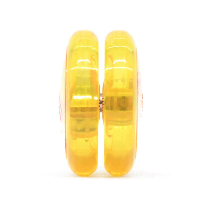 The YoYoFactory Loop 720 LED takes world-class 2A performance and adds a bright, colorful twist. Designed in collaboration with World Yoyo Champion Shu Takada, this looping yoyo lights up every spin, turning your freestyle into a dazzling light show. Built for competitive looping, the Loop 720 LED maintains the same trusted profile and consistency as the original Loop 720, but now includes dual LED light systems on both sides. Each spin activates vivid lights that make your loops, tanglers, and wraps visually pop. It's perfect for stage performances or nighttime practice sessions.