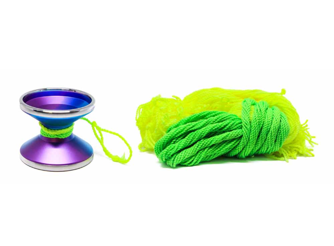 YoYoFactory Yoyo Strings - Two-Tone Polyester String for All Yoyos
