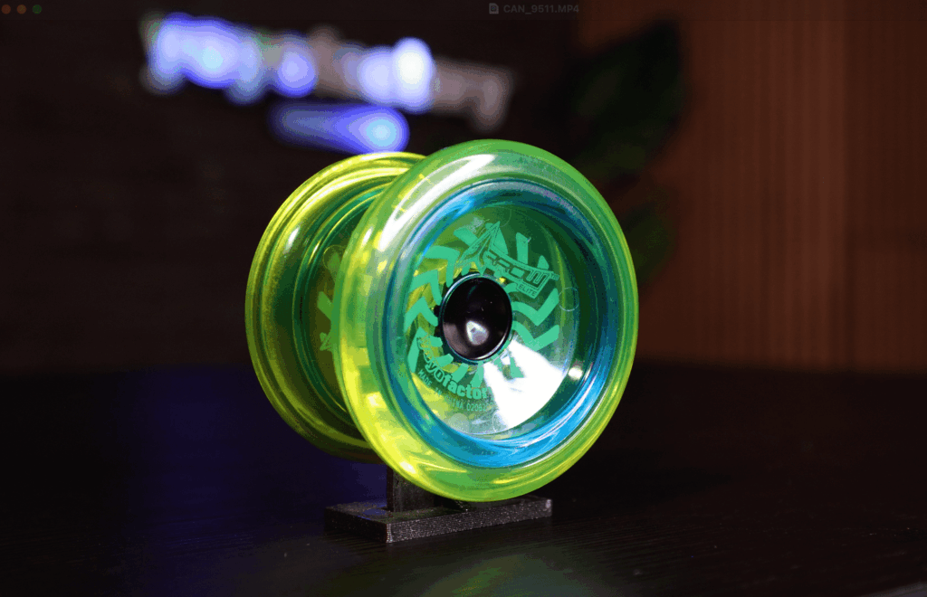 Tricks with Automatic Yoyos Arrow
